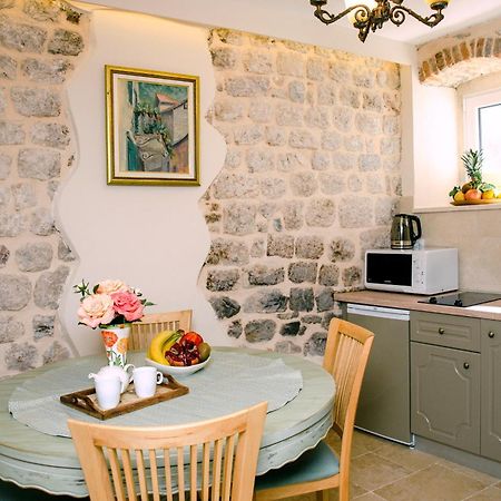 D & Sons Apartments Kotor Kamer foto