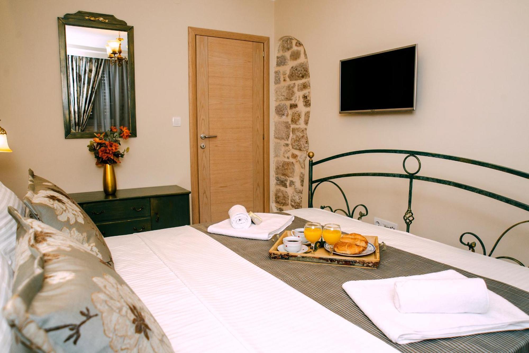 D & Sons Apartments Kotor Kamer foto