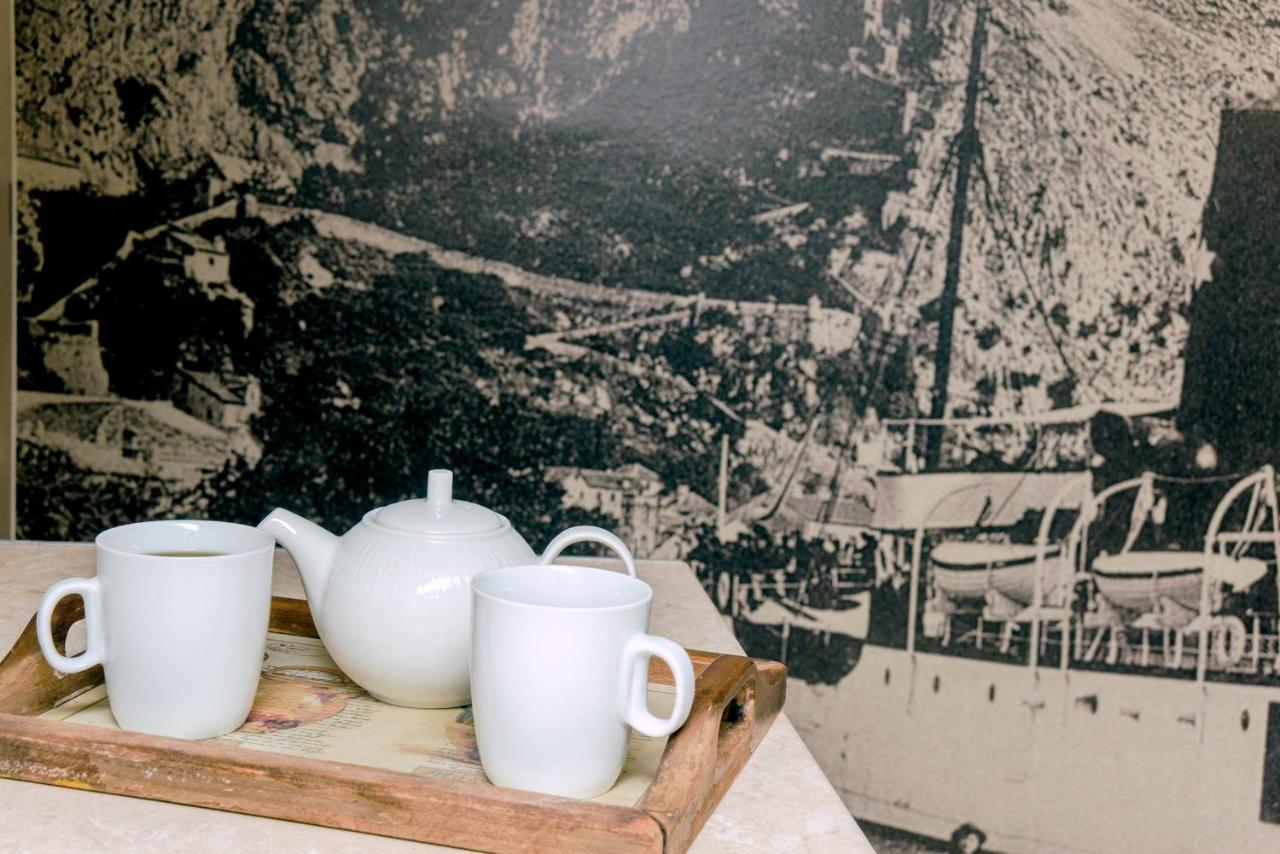 D & Sons Apartments Kotor Buitenkant foto